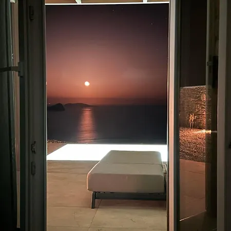 Thermyes 4 With Private Pool Kithnos